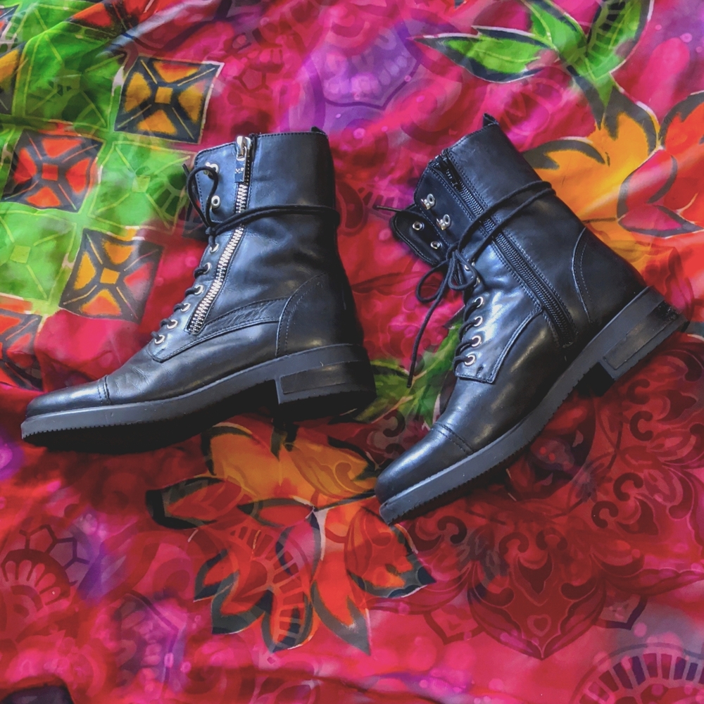 Marc Fisher Ullesa leather combat boots size 7